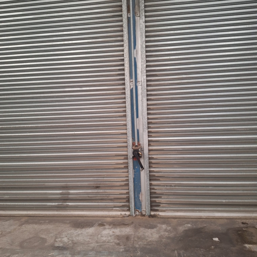 To Let Commercial Property for Rent in De Almeida Western Cape